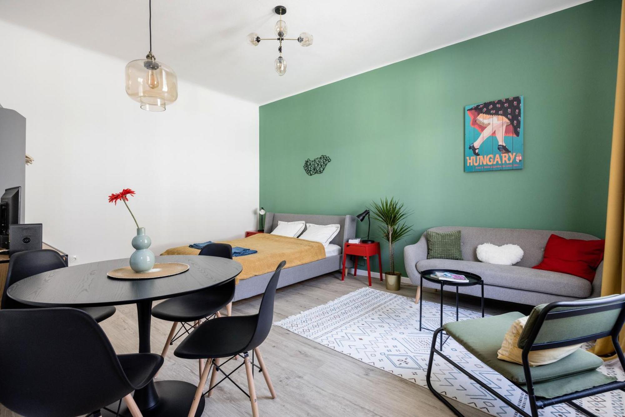 Stylish And Colourful Apartment In The City Centre Budapest Luaran gambar